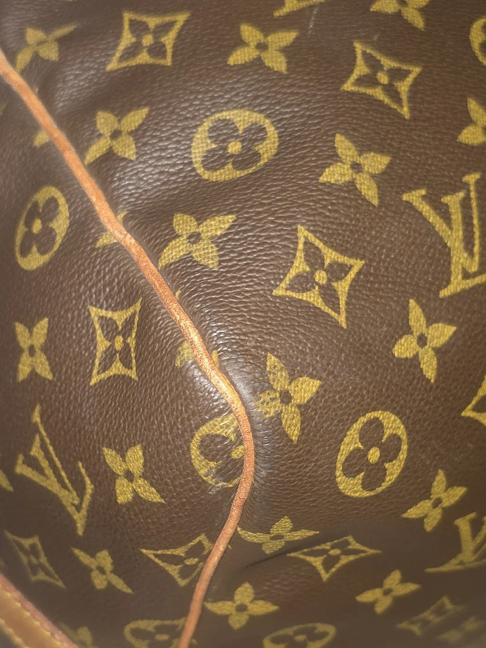 Authentic Louis Vuitton Keepall Bandoulière 60 Monogram Duffel Travel Bag Strap